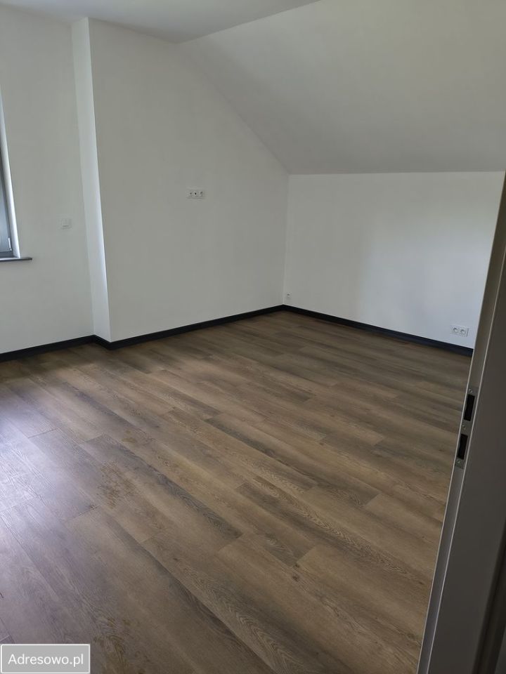 bliźniak, 3 pokoje Pisarzowice. Zdjęcie 11