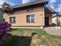 dom wolnostojący, 3 pokoje Chwarstnica, ul. Polna. Zdjęcie 2