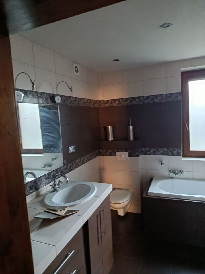 dom wolnostojący, 4 pokoje Cesarzowice. Zdjęcie 6