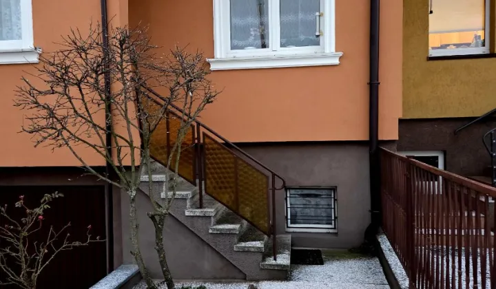 dom szeregowy, 4 pokoje Poznań Świerczewo, ul. Leszczyńska