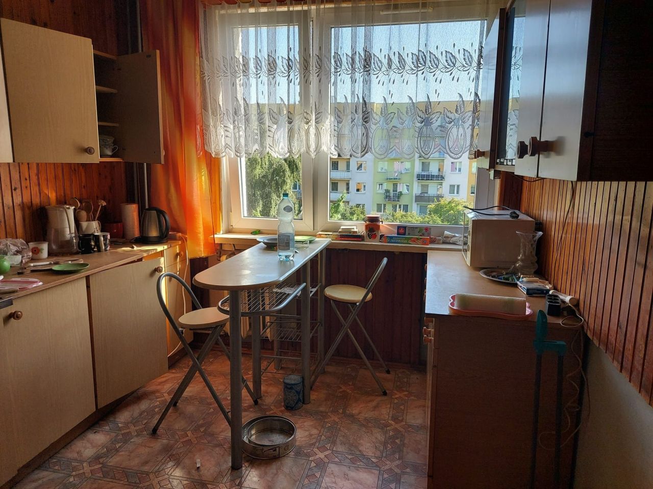 Mieszkanie 3-pokojowe Dzierżoniów, os. Różane. Zdjęcie 3