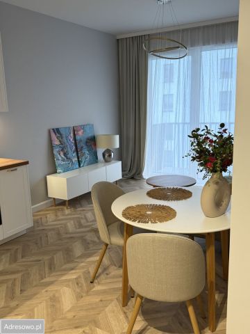 Mieszkanie 2-pokojowe Warszawa Ursus, ul. Giserska. Zdjęcie 1