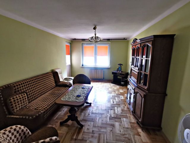 Mieszkanie 3-pokojowe Sieniawa, os. Kazimierza Wielkiego. Zdjęcie 1