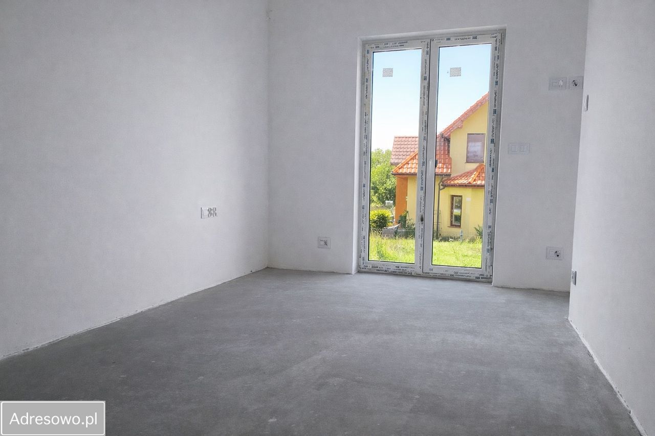 dom wolnostojący, 4 pokoje Wysoki Kościół. Zdjęcie 6