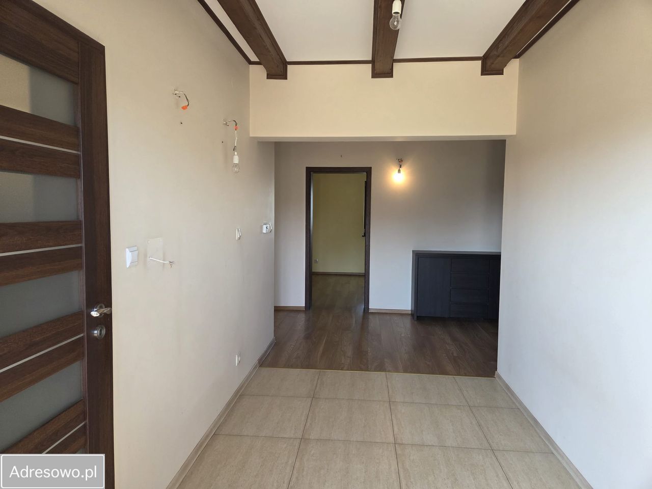 dom wolnostojący, 4 pokoje Ustrobna. Zdjęcie 11