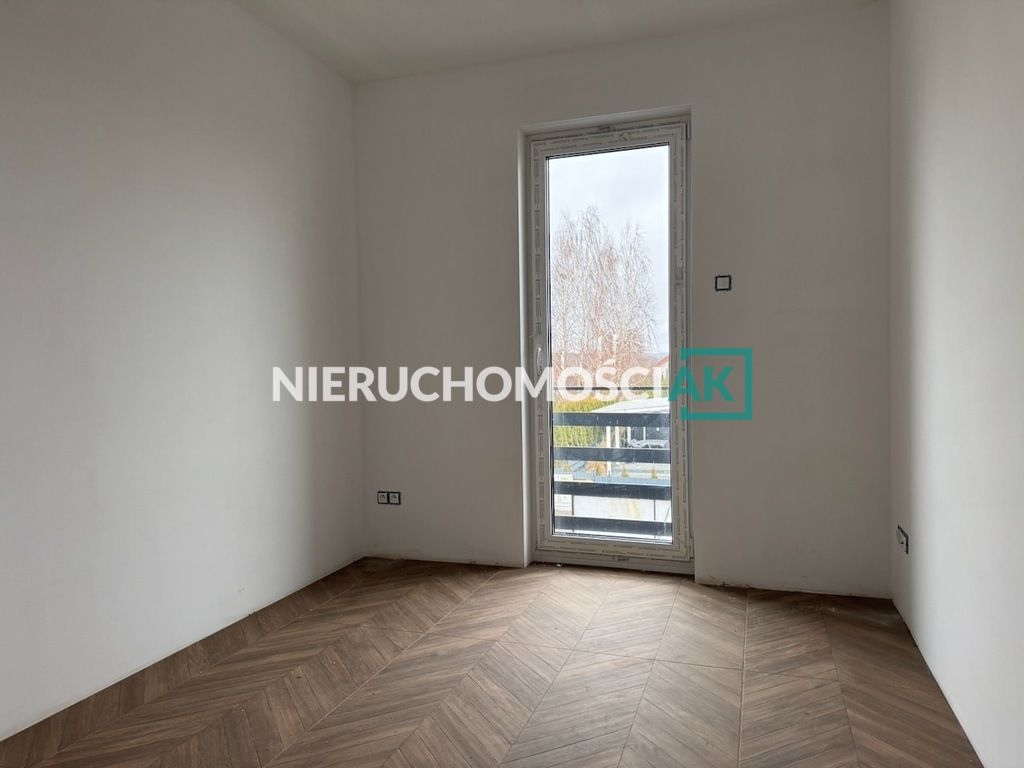 bliźniak, 4 pokoje Konin. Zdjęcie 11