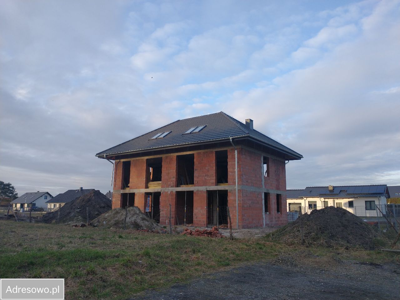 bliźniak, 6 pokoi Zawada. Zdjęcie 7