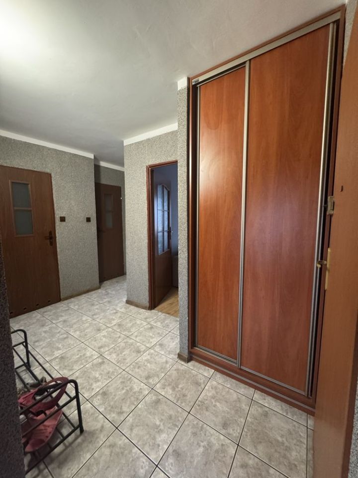 Mieszkanie 3-pokojowe Kowalec. Zdjęcie 3