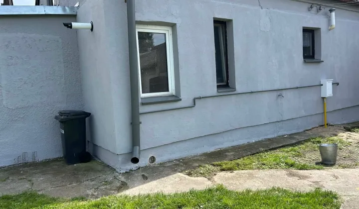 dom wolnostojący, 4 pokoje Siemiątkowo