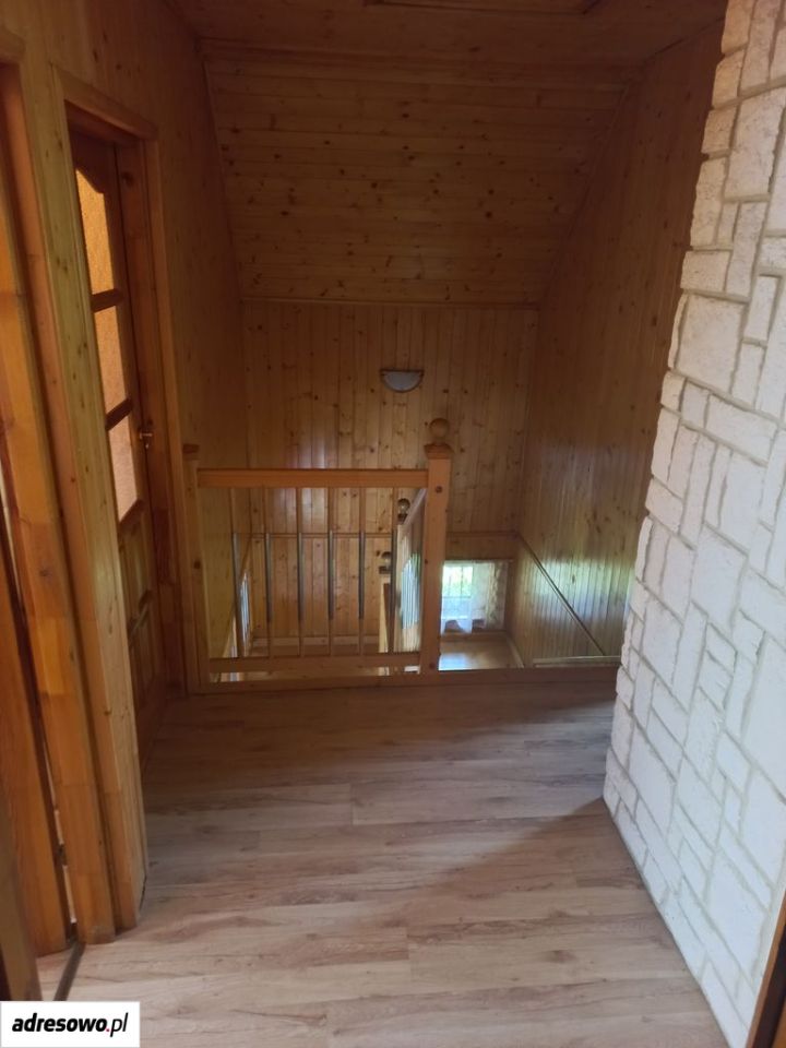 dom wolnostojący, 4 pokoje Mutne. Zdjęcie 15