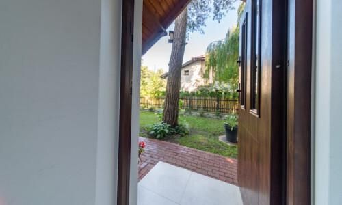 dom wolnostojący, 5 pokoi Biernatki, ul. Główna. Zdjęcie 36