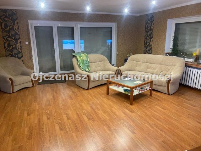 dom wolnostojący, 10 pokoi Żnin. Zdjęcie 3