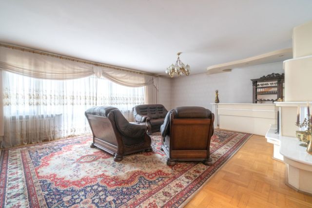 bliźniak, 7 pokoi Łódź Górna, ul. Osobliwa. Zdjęcie 2