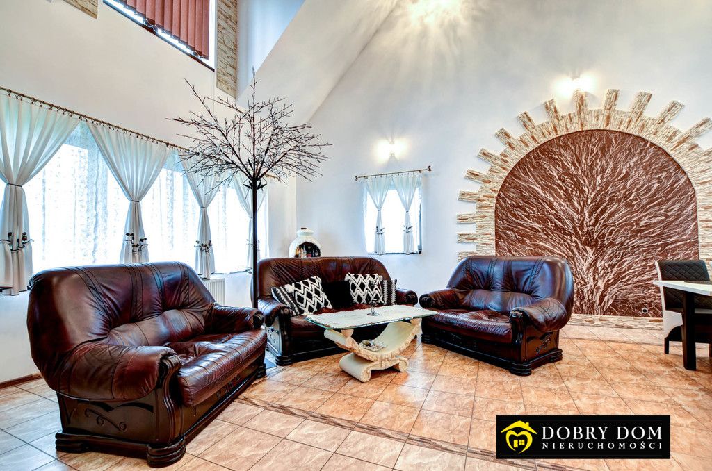 dom wolnostojący, 5 pokoi Brończany. Zdjęcie 11