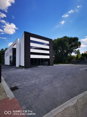 Hala/magazyn Jadowniki, ul. Wincentego Witosa. Zdjęcie 1