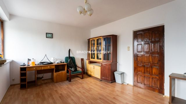 Lokal Kraków Nowa Huta, ul. Jeżynowa. Zdjęcie 12