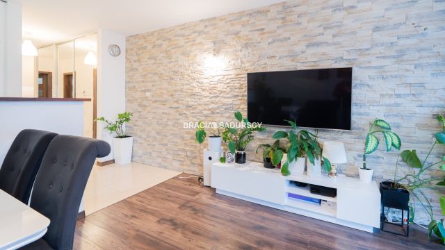 Mieszkanie 3-pokojowe Kraków Bieżanów, ul. Henryka i Karola Czeczów. Zdjęcie 4