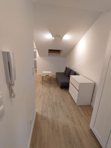 Mieszkanie 1-pokojowe Legnica Bielany, ul. płk. Karola Myrka. Zdjęcie 1