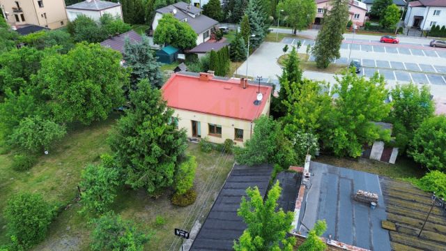 dom wolnostojący, 2 pokoje Chylice-Kolonia, ul. Pomorska. Zdjęcie 3