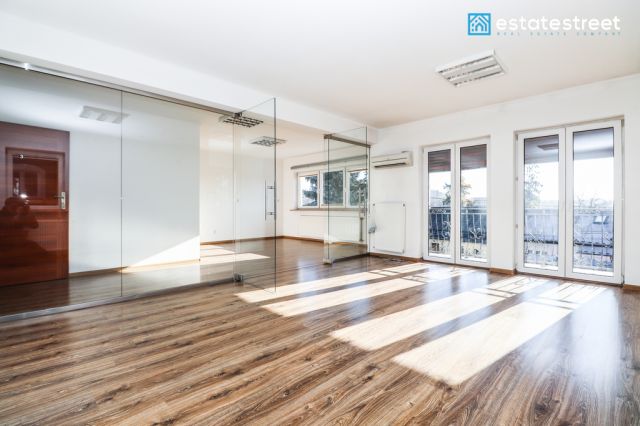 Biuro Kraków Łagiewniki-Borek Fałęcki, ul. Strumienna. Zdjęcie 1