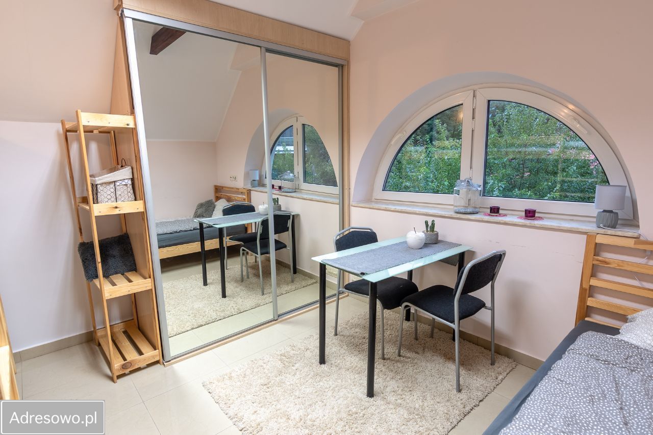 dom szeregowy Warszawa Bielany, ul. Władysława Smoleńskiego. Zdjęcie 11