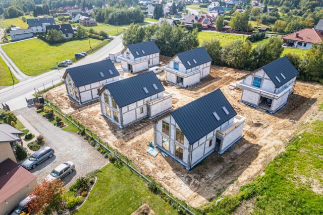 dom wolnostojący, 4 pokoje Malawa Zagóra. Zdjęcie 2
