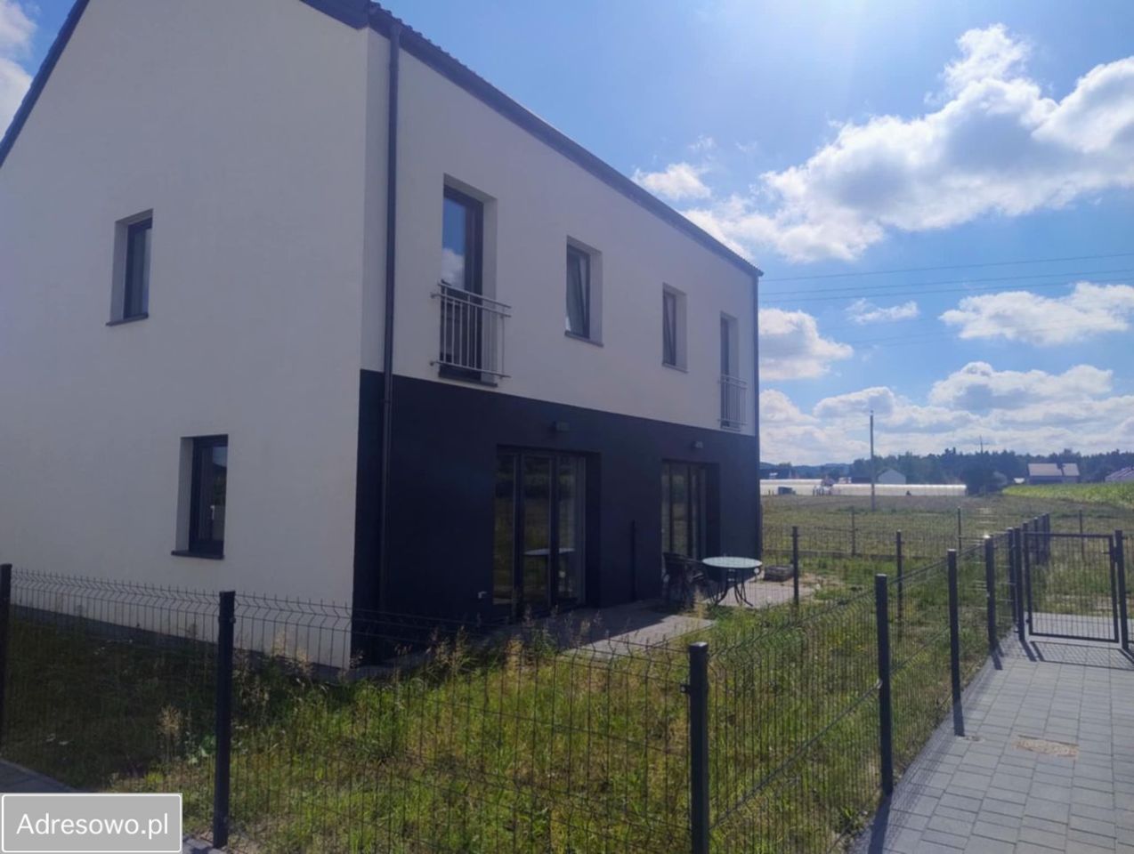 dom wolnostojący, 5 pokoi Strzebielino