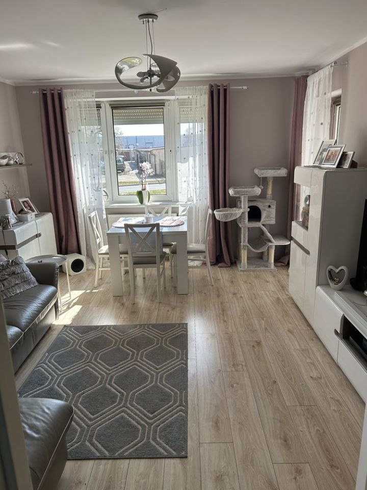 Mieszkanie 3-pokojowe Wronki. Zdjęcie 1