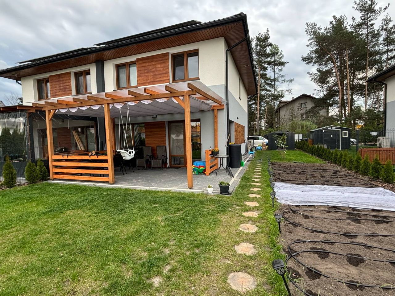 bliźniak, 5 pokoi Słupno, ul. Saska. Zdjęcie 3