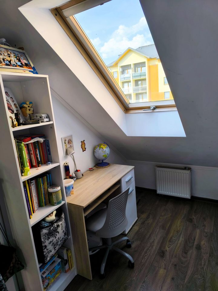 Mieszkanie 3-pokojowe Ostrów. Zdjęcie 9