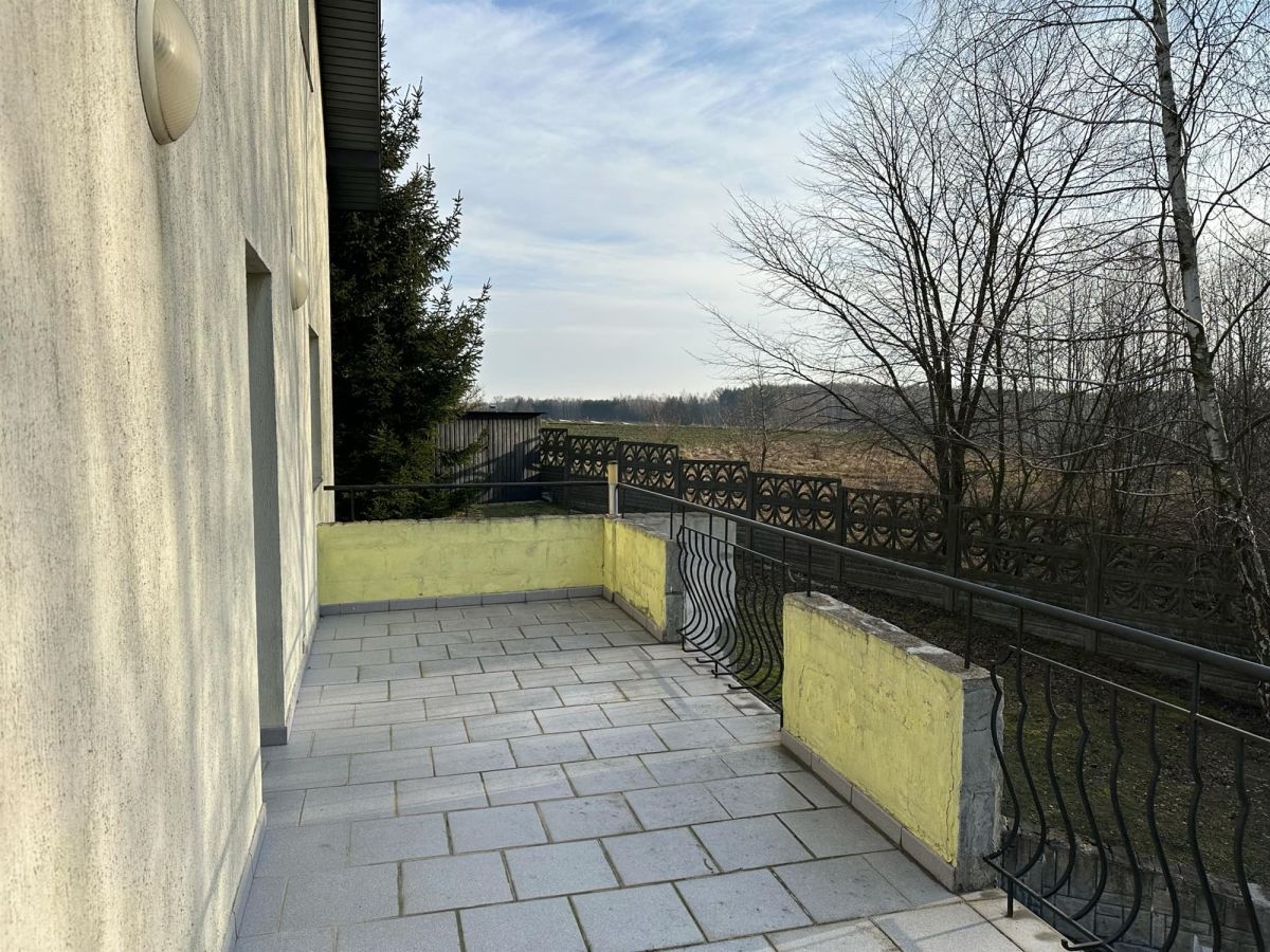 dom wolnostojący, 6 pokoi Zalesie. Zdjęcie 12