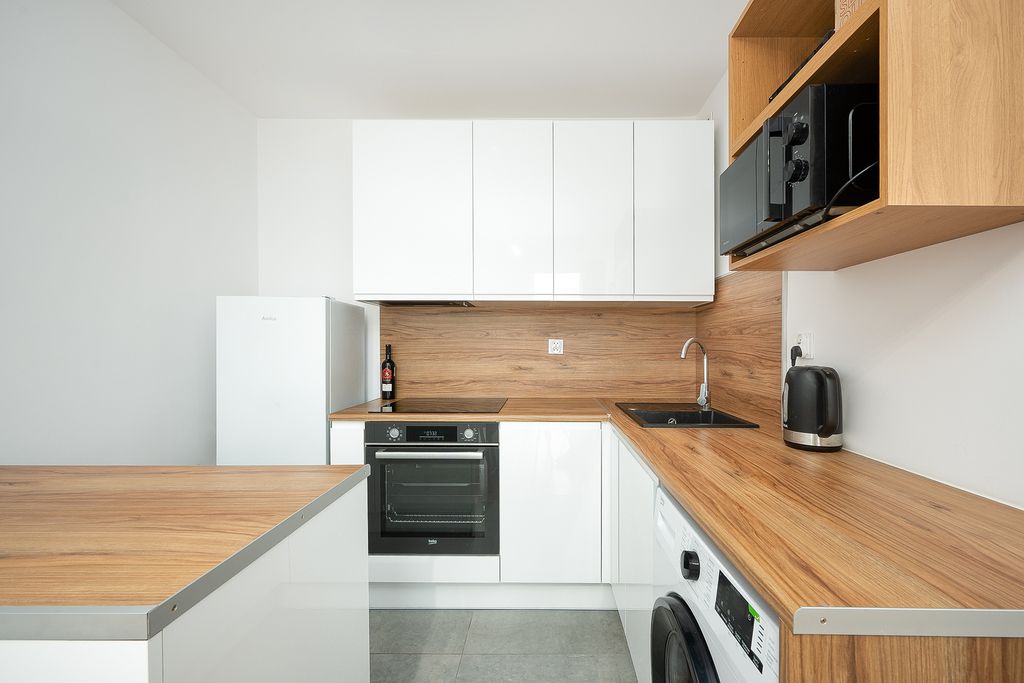 Mieszkanie 2-pokojowe Łódź Dąbrowa, rondo Władysława Broniewskiego. Zdjęcie 9