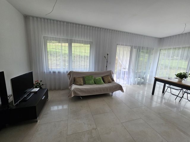 dom wolnostojący, 3 pokoje Glinno. Zdjęcie 4