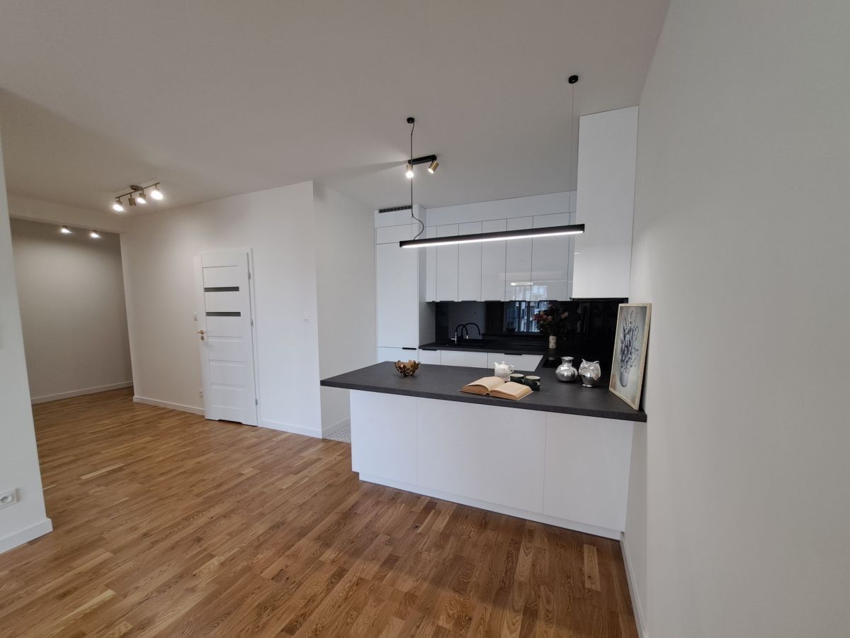 Mieszkanie 3-pokojowe Poznań Nowe Miasto, ul. Kórnicka. Zdjęcie 4