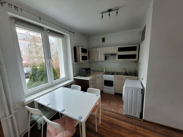 Mieszkanie 2-pokojowe Bydgoszcz Osiedle Leśne, ul. Powstańców Warszawy. Zdjęcie 1