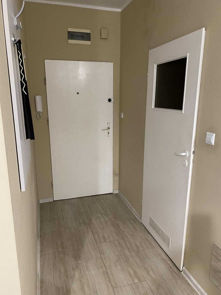 Mieszkanie 1-pokojowe Opole Czarnowąsy. Zdjęcie 5