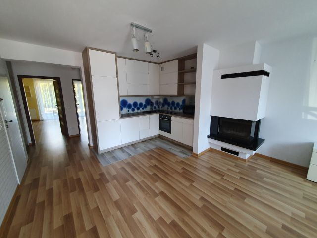 Mieszkanie 3-pokojowe Rzeszów Zalesie, Spacerowa. Zdjęcie 1