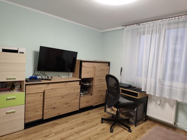 Mieszkanie 3-pokojowe Puławy Górna Niwa, ul. gen. Stefana Grota-Roweckiego. Zdjęcie 3