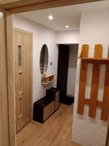 Mieszkanie 3-pokojowe Pionki Centralna Kolonia, ul. Marii Konopnickiej. Zdjęcie 1