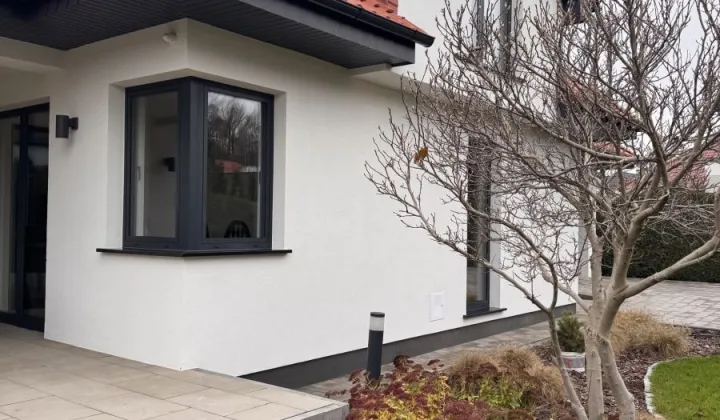 dom wolnostojący, 6 pokoi Leszno, ul. Maltańska