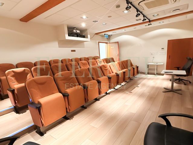 Biuro Kraków Prądnik Czerwony, ul. Jana Pawła Woronicza. Zdjęcie 19