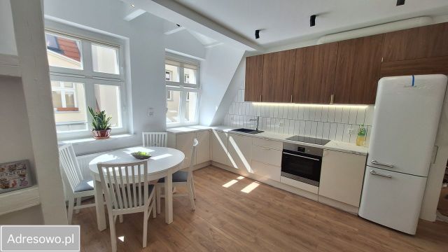 Mieszkanie 3-pokojowe Poznań Stare Miasto, ul. Działyńskich. Zdjęcie 1