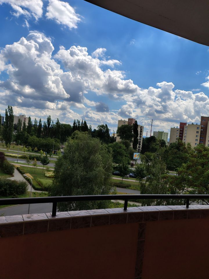 Mieszkanie 2-pokojowe Kraków Czyżyny, os. 2 Pułku Lotniczego. Zdjęcie 1
