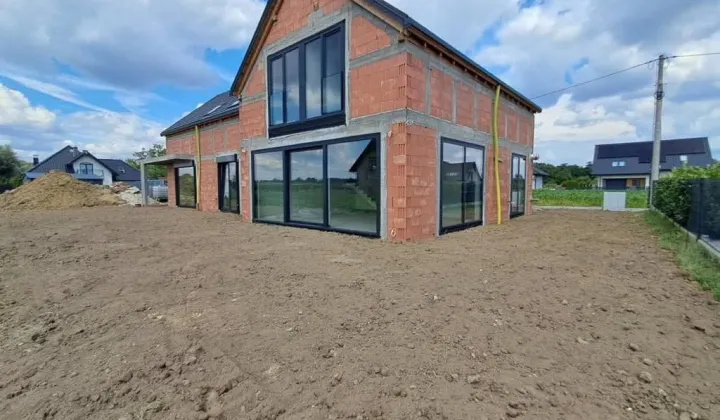 bliźniak, 5 pokoi Kraków Nowa Huta