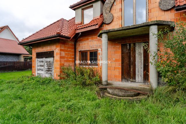 dom wolnostojący, 7 pokoi Śledziejowice. Zdjęcie 25