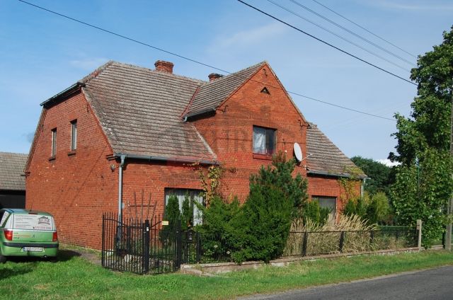 dom wolnostojący, 8 pokoi Zakrzów Turawski. Zdjęcie 1