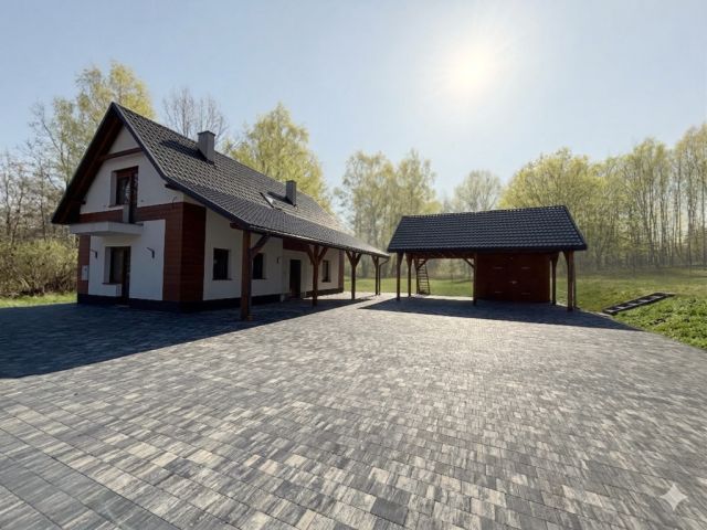 dom wolnostojący, 4 pokoje Lubenia. Zdjęcie 3