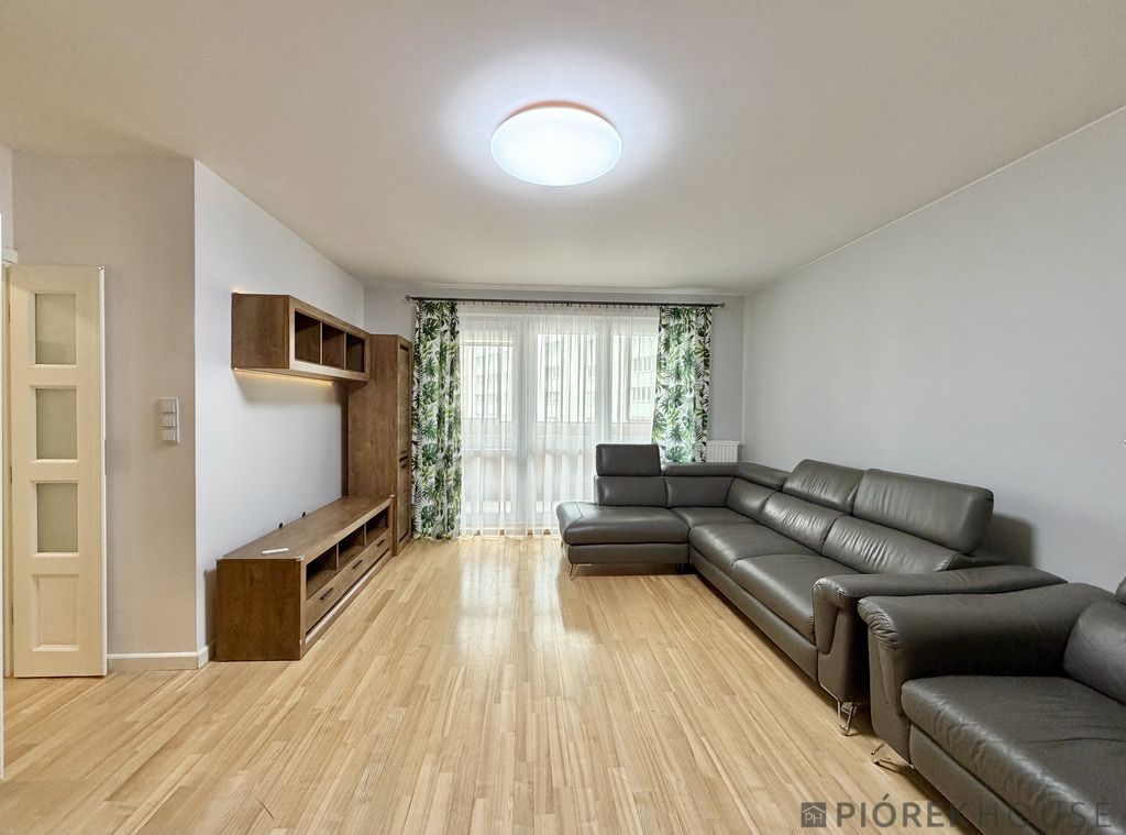 Mieszkanie 3-pokojowe Warszawa Praga-Południe, ul. gen. Augusta Emila Fieldorfa "Nila". Zdjęcie 5