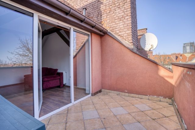 Mieszkanie 4-pokojowe Tychy, ul. Ojca Innocentego Bocheńskiego. Zdjęcie 3