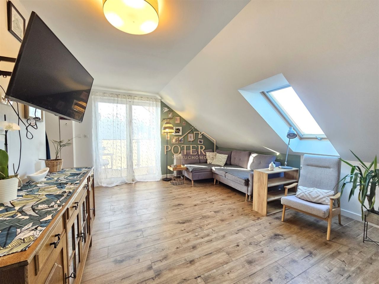 Mieszkanie 4-pokojowe Trzebnica, ul. Zielonego Dębu. Zdjęcie 1